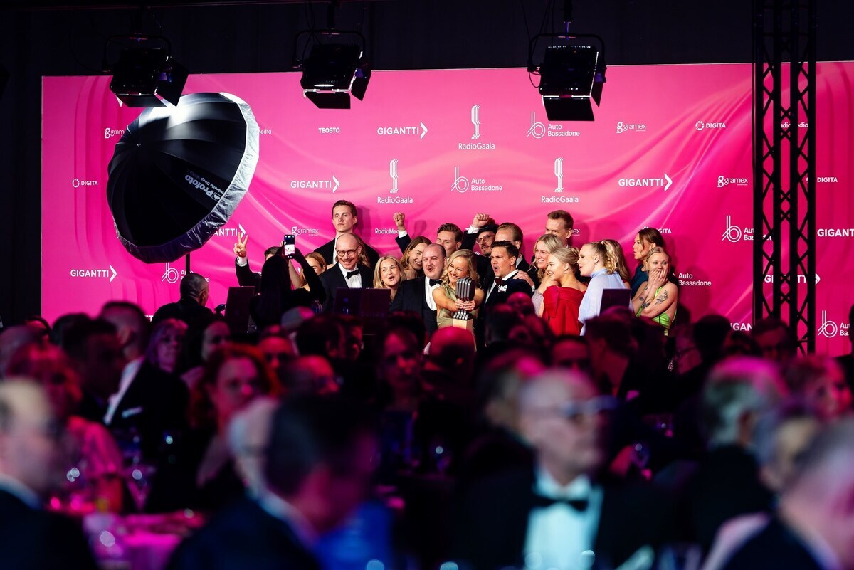 060 Radiogaala 2025 seinalla 060 Radiogaala 2025 seinalla