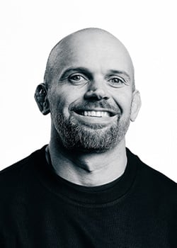 037 Niklas Ehrnrooth_1-250x350